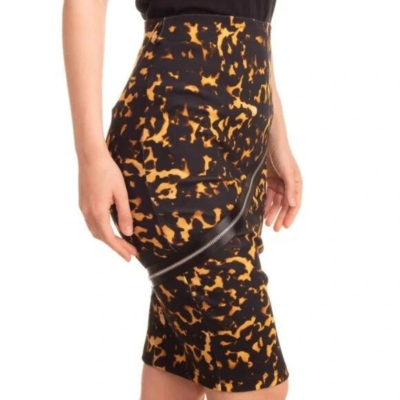 McQ ALEXANDER McQUEEN Stretch Leopard Print Pencil Skirt with Zip Detail, Size M - Picture 1 of 15